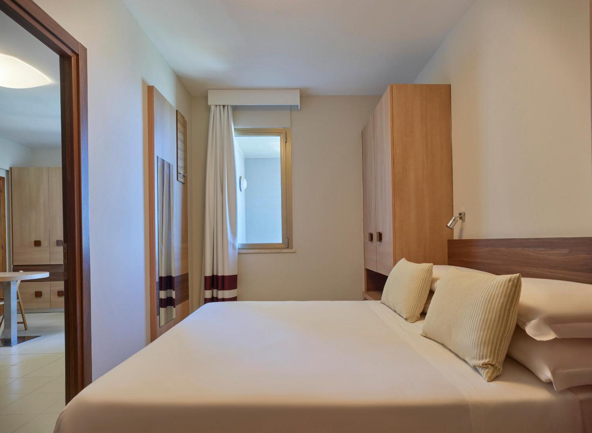 Montesilvano Marina Serena Majestic Residence חדר תמונה